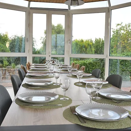 Le De Mellonia - 15 Personnes - 20mn Du Parc בית נופש פוזוז'