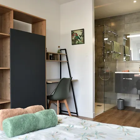 Le De Mellonia - 15 Personnes - 20mn Du Parc פוזוז'