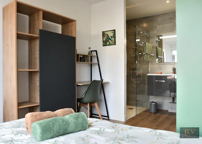 Le De Mellonia - 15 Personnes - 20mn Du Parc פוזוז'